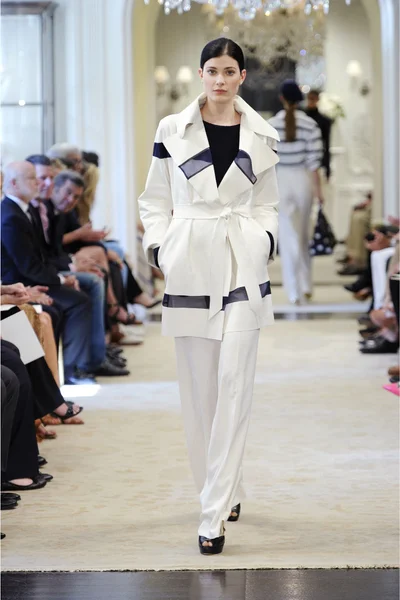 Look 7